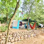 营地 Du Vignal Lablachère